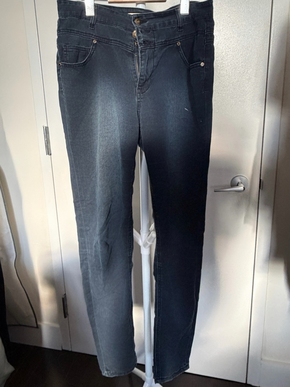 Arden B Women's Dark Wash Skinny Jeans
